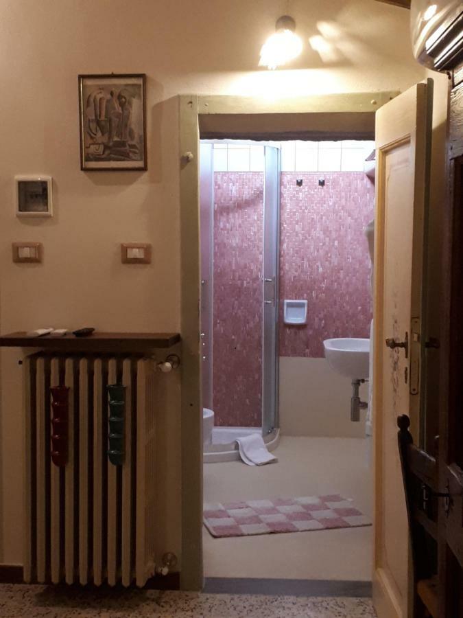 サンセポルクロ Dolce Rosa ♡ Centro Storico Bed & Breakfast エクステリア 写真